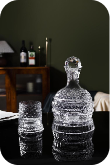 Ang pag -andar ng glass decanter
