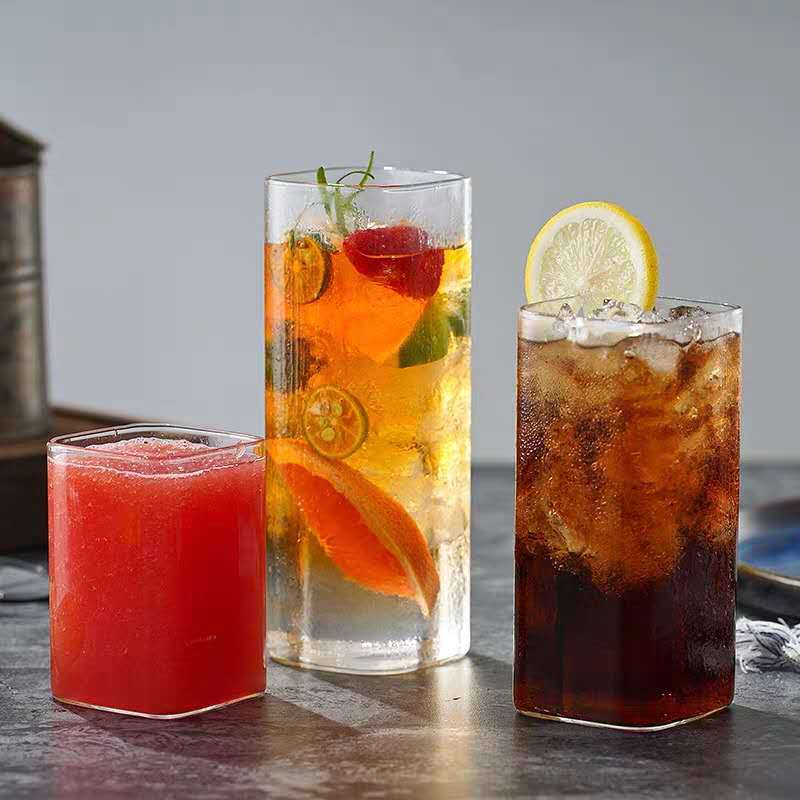 Paano mababago ng mga jugs ng salamin ang iyong karanasan sa kusina?