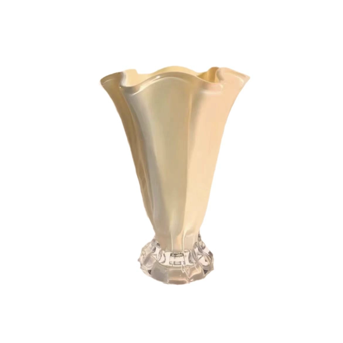 Abot-kayang Luxury French-Style Petal Glass Vase