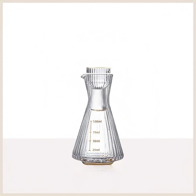 Creative Chinese-Style Small Spirit Cup na may Graduated Pourer