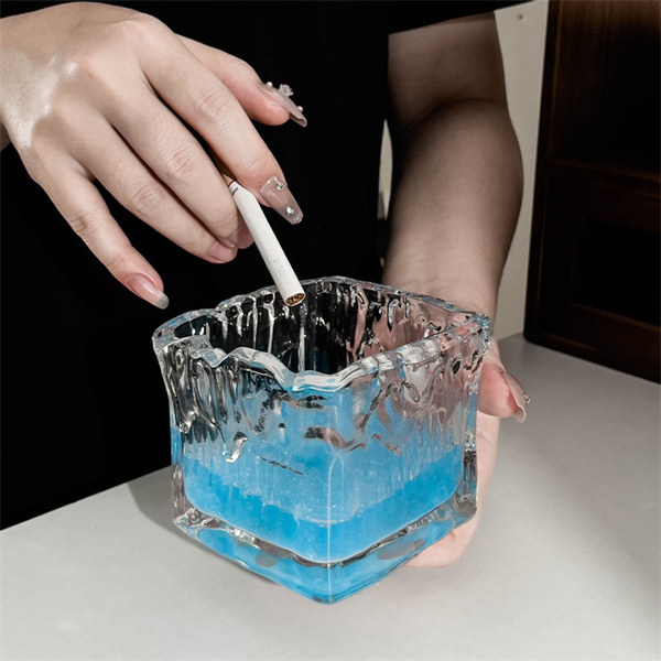 Premium textured glass ashtray