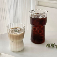 Transparent vertical pattern waist-hugging glass tasa