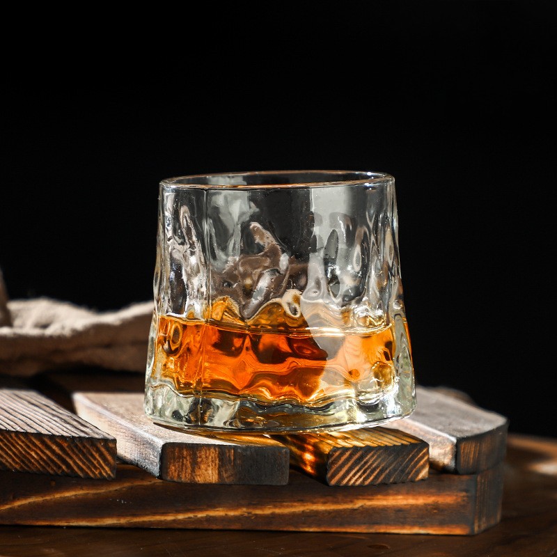 Whisky Rotating Glass